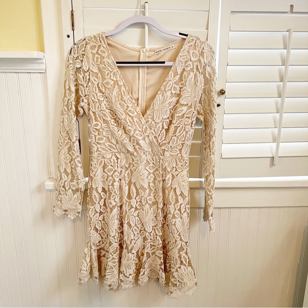Saints + Secrets Nude & Gold Floral Lace Long Sleeve Mini Dress Size Medium